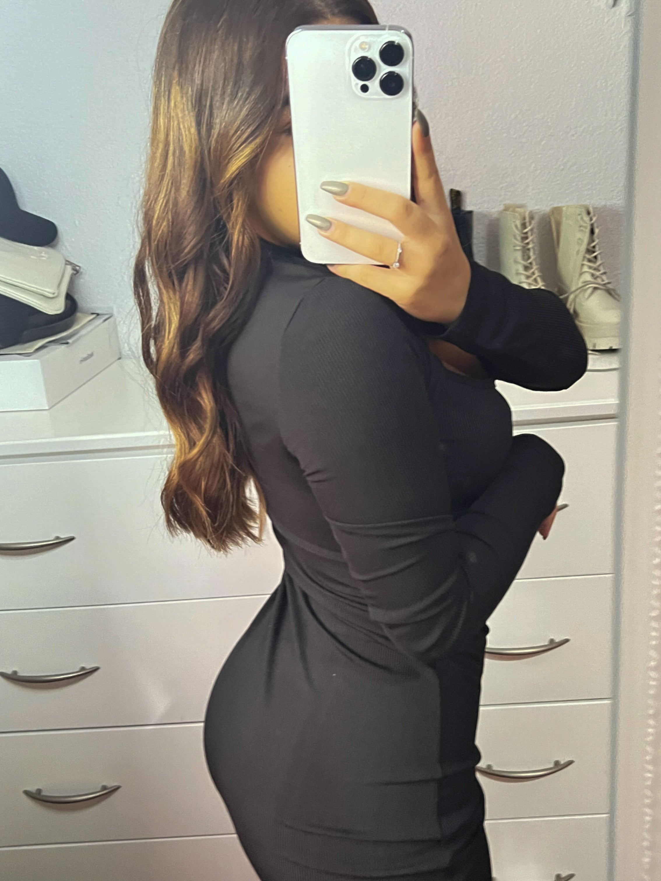 Vestido midi elegante e sexy - preto - Madame Ninna - loja online de  confeccções femininas