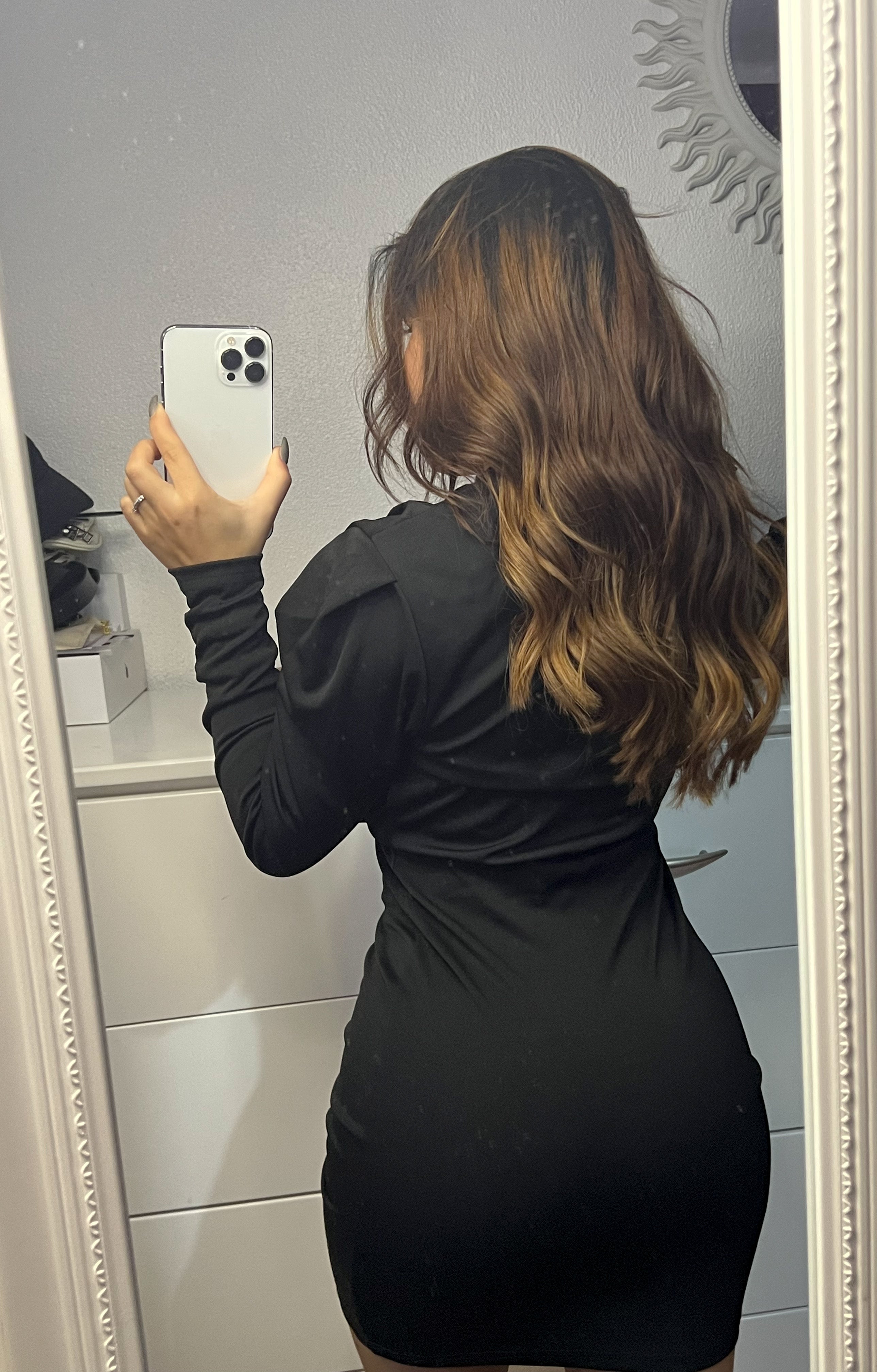 Vestido midi elegante e sexy - preto - Madame Ninna - loja online de  confeccções femininas